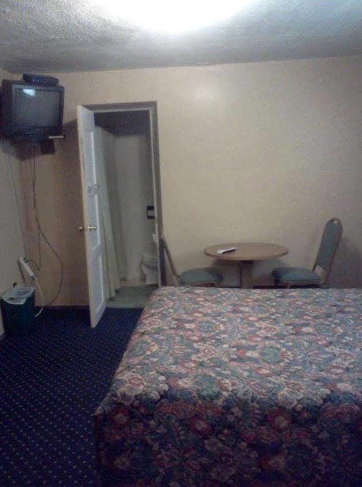Pillow Talk Motel Wellington Bagian luar foto