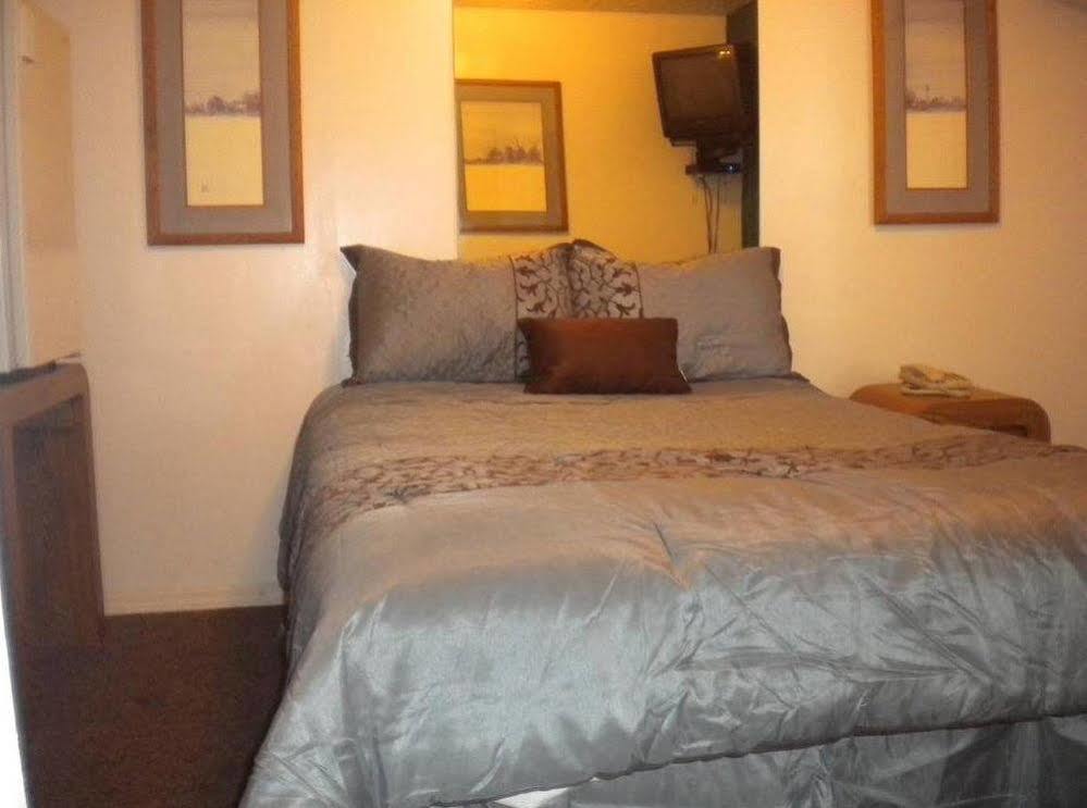 Pillow Talk Motel Wellington Bagian luar foto