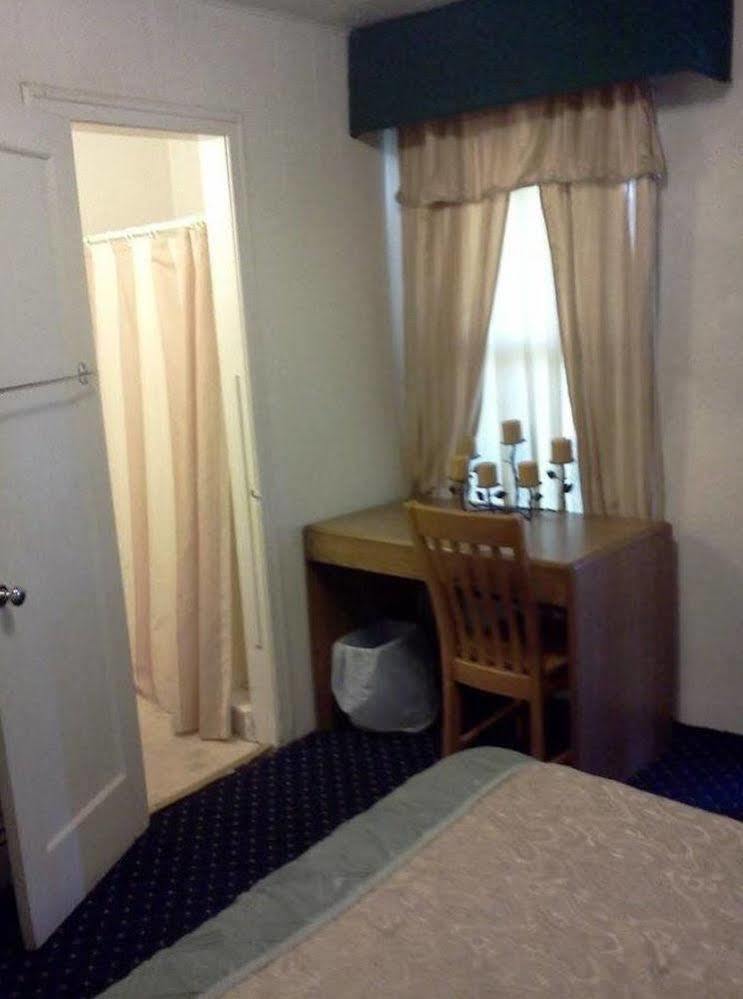 Pillow Talk Motel Wellington Bagian luar foto
