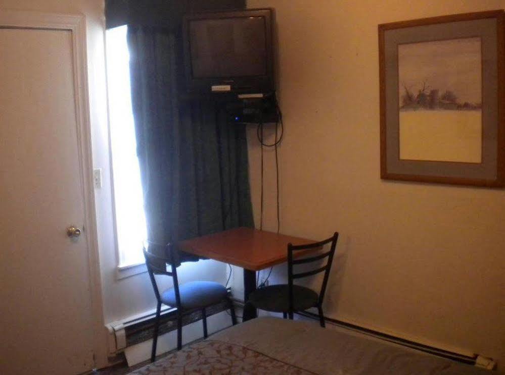 Pillow Talk Motel Wellington Bagian luar foto