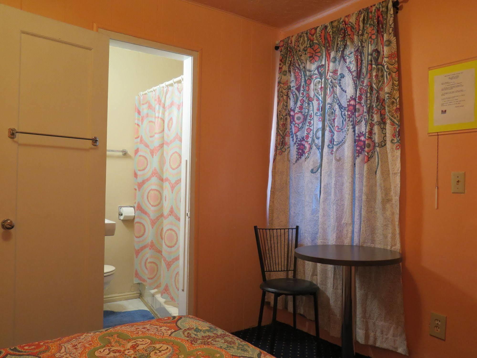 Pillow Talk Motel Wellington Bagian luar foto